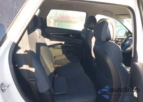 2016 Kia Sorento 3.3L Lx из США, поврежденный, VIN 5XYPG4A5XGG034351